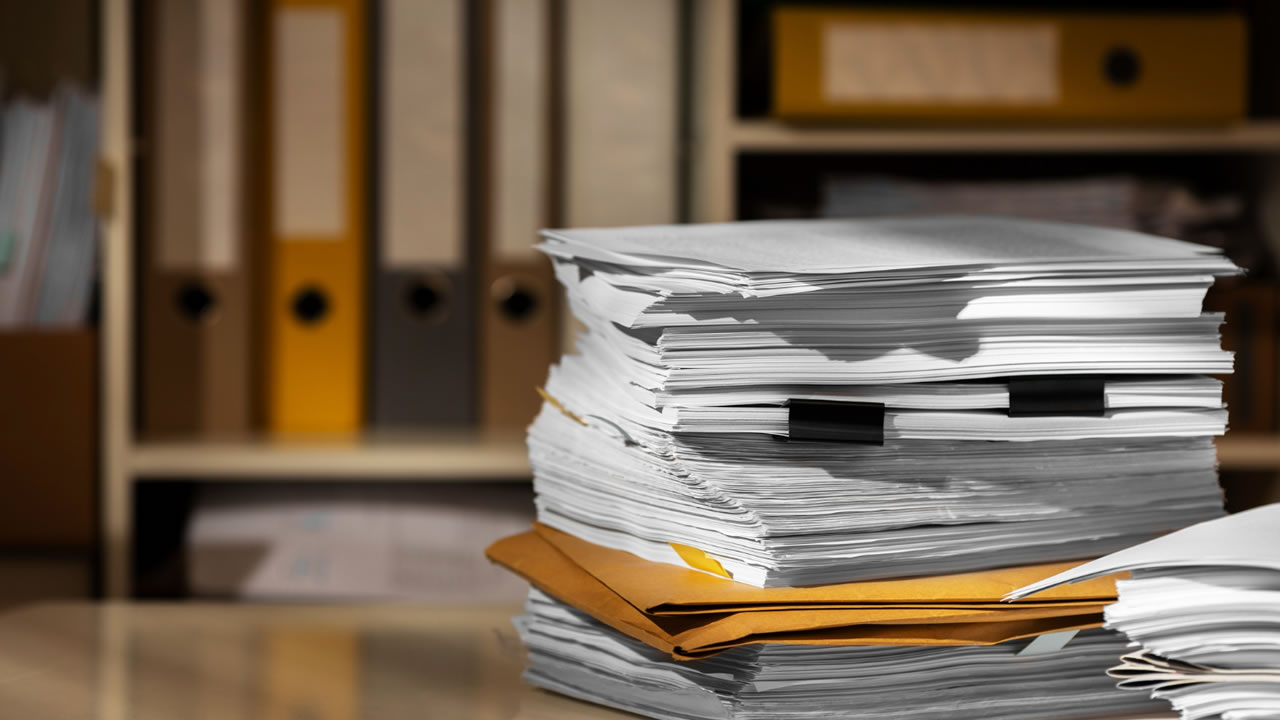 Quais documentos toda empresa deve manter e por quanto tempo?